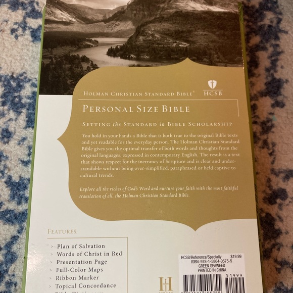HCSB Holman Christian Standard Bible Personal Size Green- Read Descripti… - Picture 2 of 8
